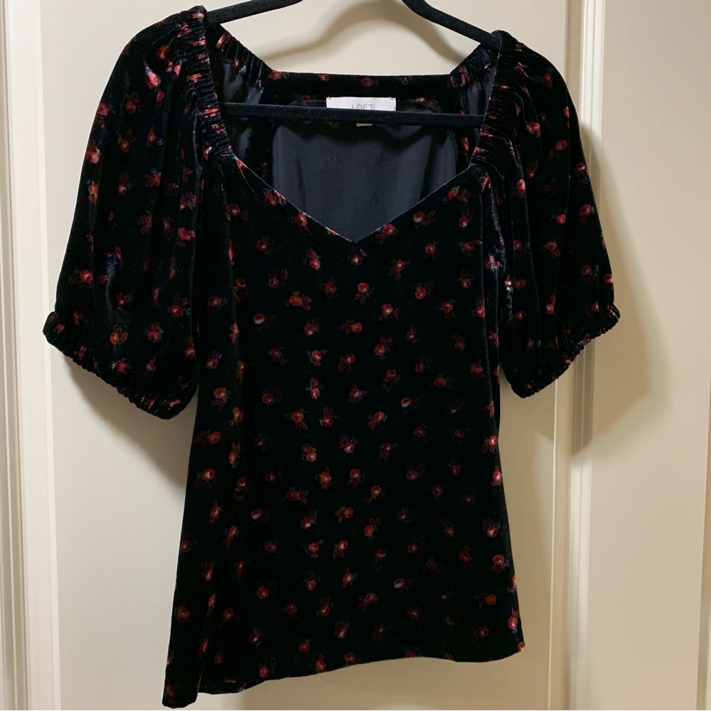 LOFT Floral Velvet Puff Sleeve Top -  Medium
